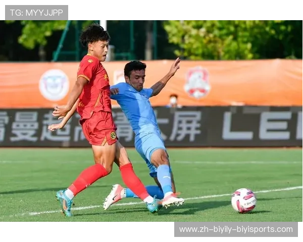 足球比赛中的战术打击与反击配合